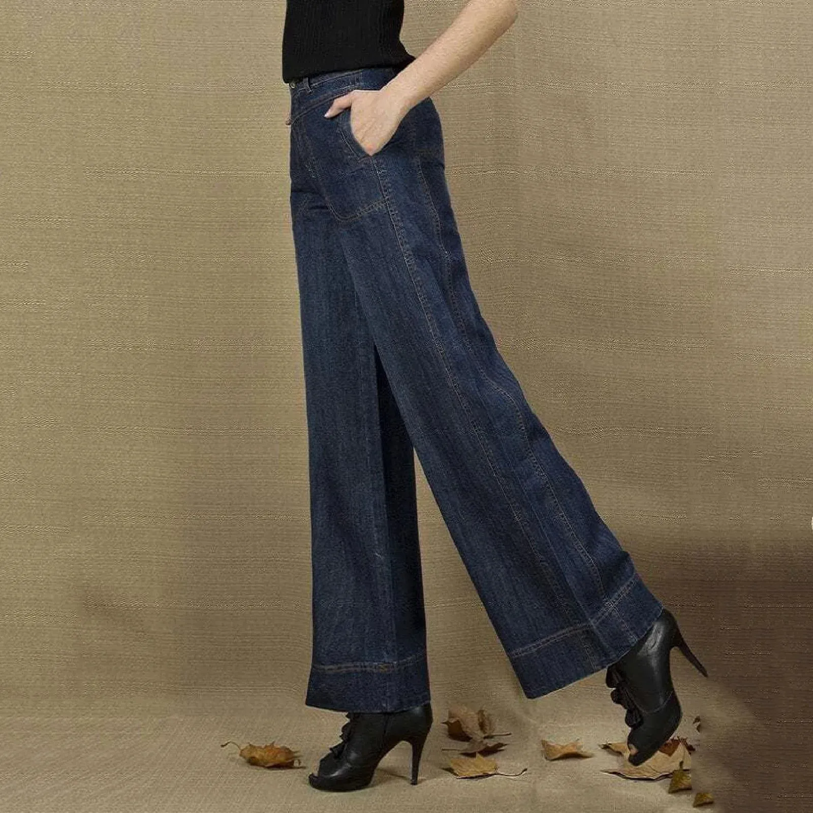 Vintage Straight Leg Wide Leg Jeans with Seam Front