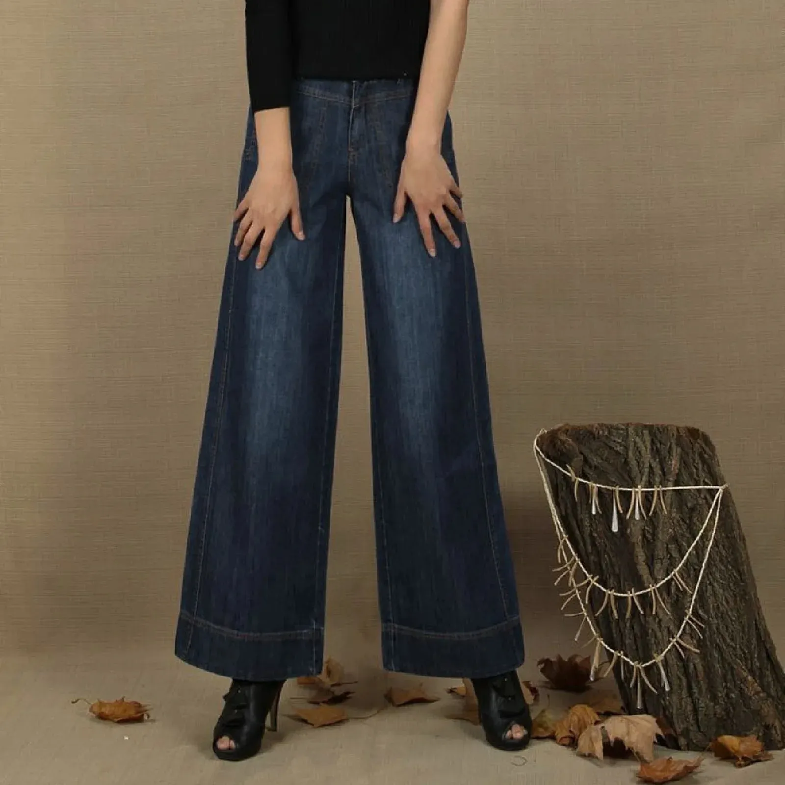 Vintage Straight Leg Wide Leg Jeans with Seam Front